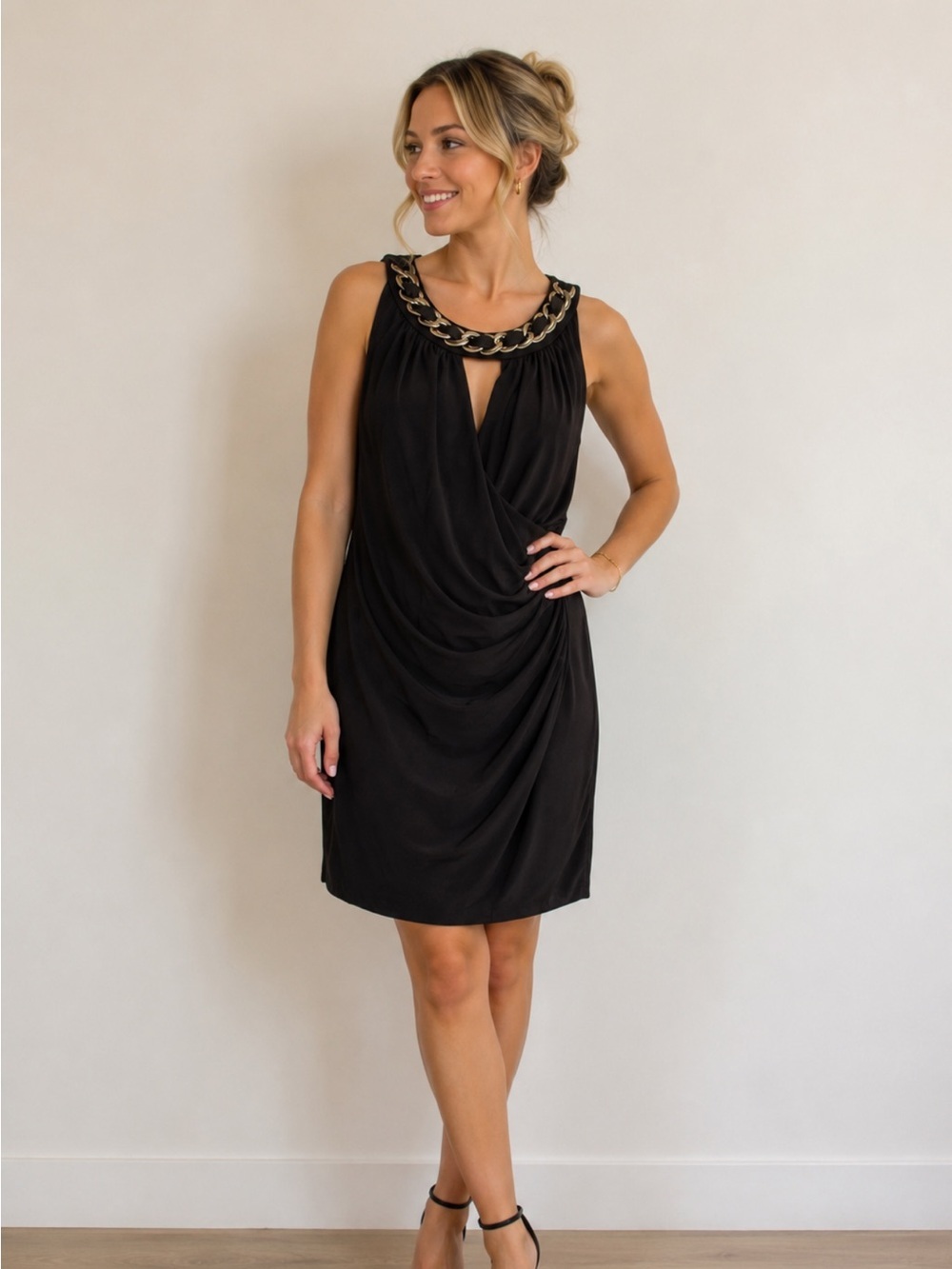 Donna Ricco Black Chain Embellished Cocktail Dress with ruching size 6